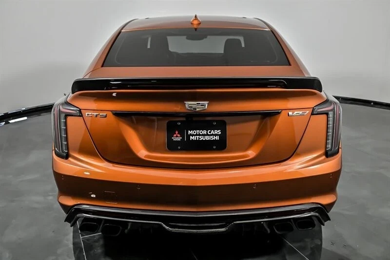 2022 Cadillac CT5-V - Image 10 of 21