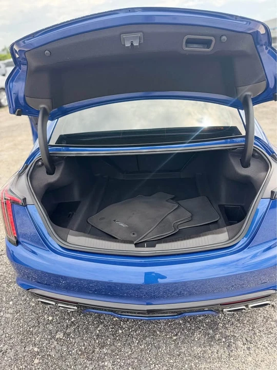 2022 Cadillac CT5-V - Image 13 of 20