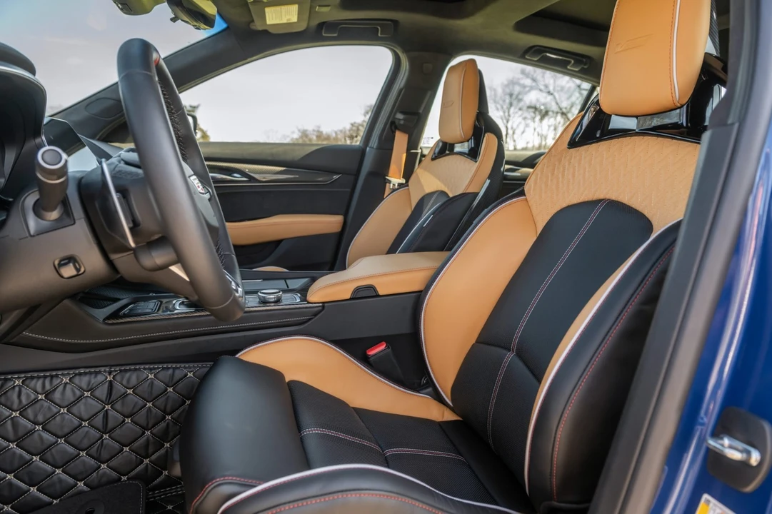 2022 Cadillac CTS - Image 12 of 21