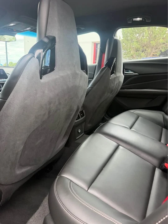 2022 Cadillac CT4-V Blackwing - Image 7 of 10