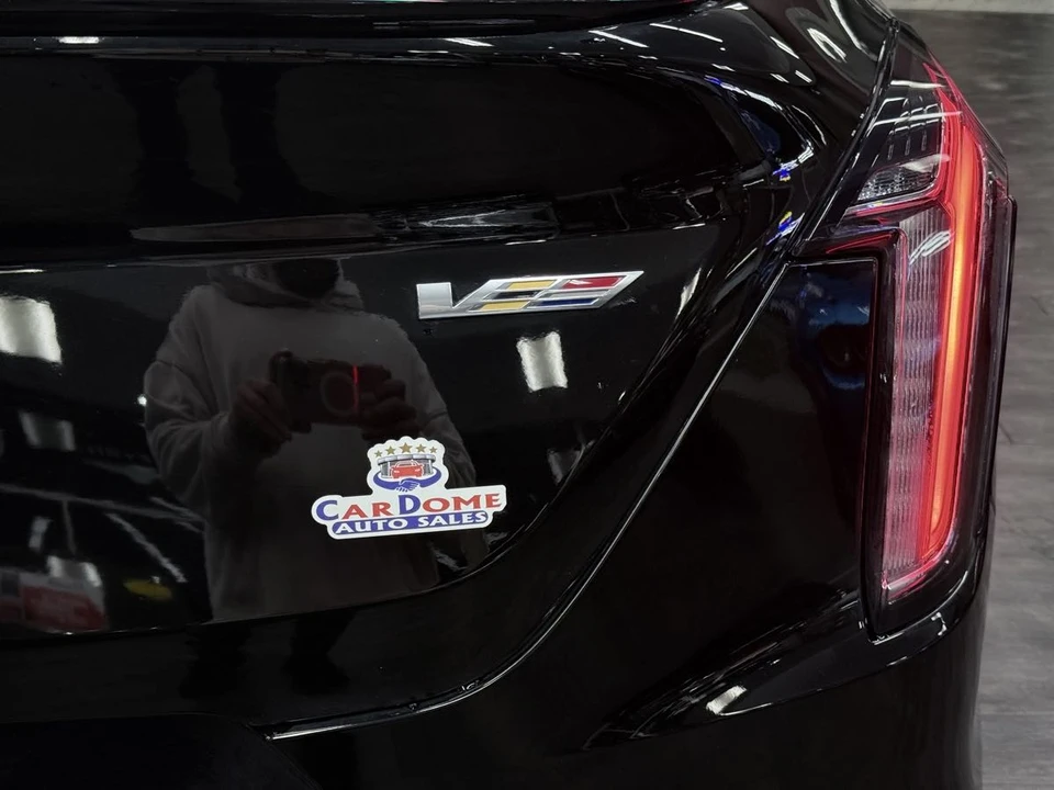 2022 Cadillac CT4-V - Image 16 of 21