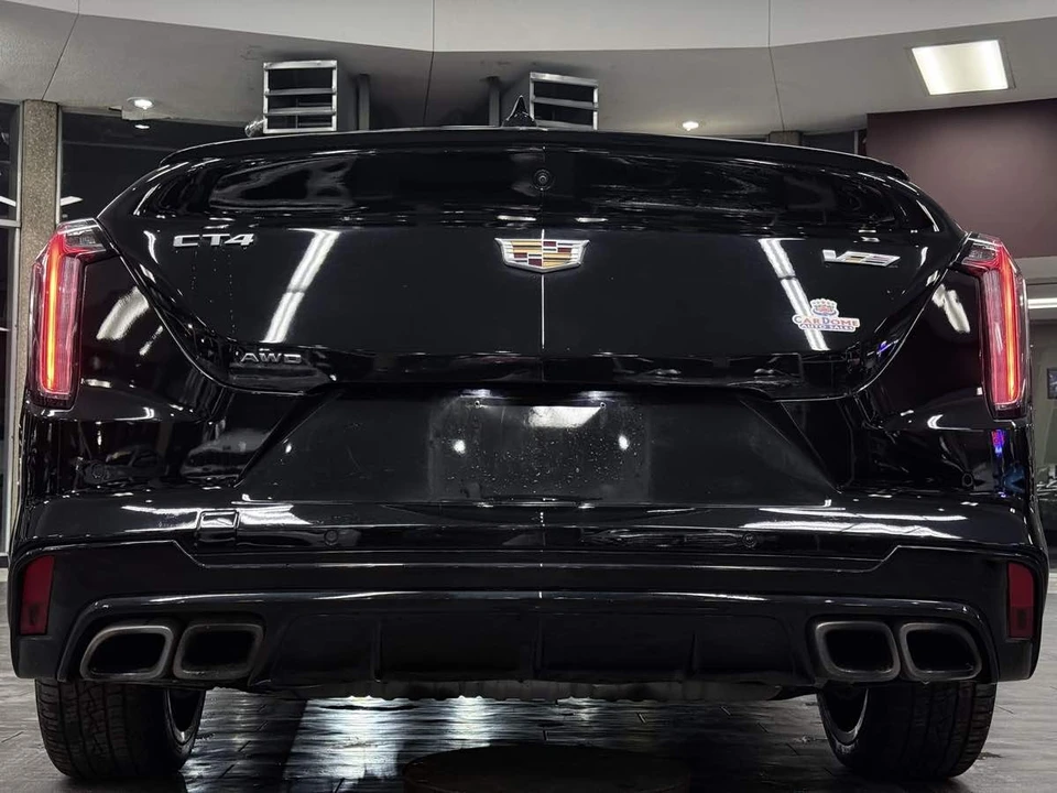 2022 Cadillac CT4-V - Image 15 of 21