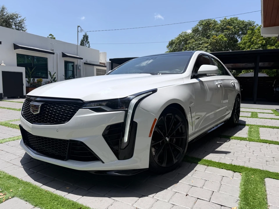 2022 Cadillac CT4-V Blackwing - Image 8 of 31