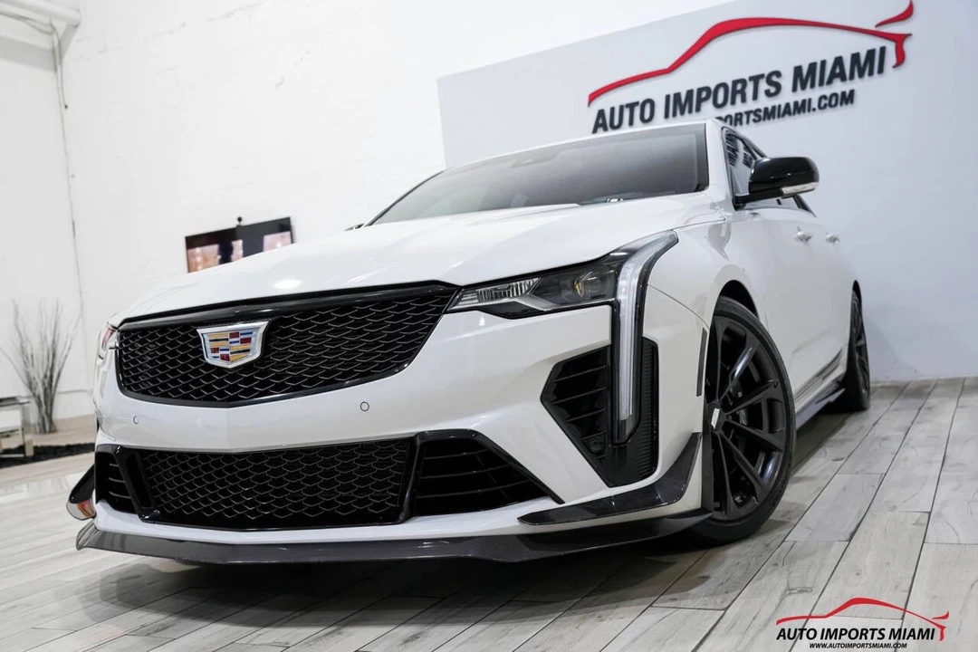 2022 Cadillac CT4-V Blackwing - Image 2 of 21