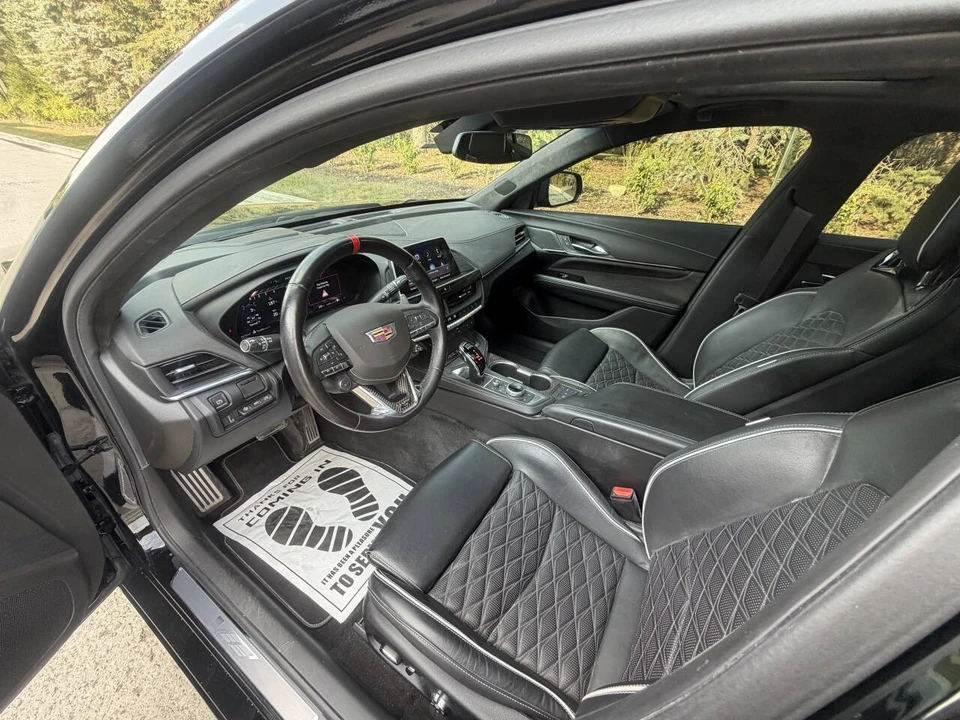 2022 Cadillac CT4-V Blackwing - Image 23 of 24