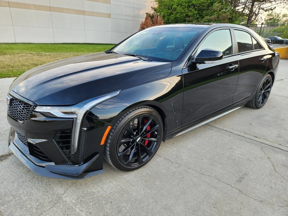 2022 Cadillac CT4-V Blackwing - Image 2 of 31