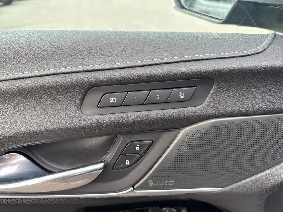 2022 Cadillac CT4-V - Image 11 of 21