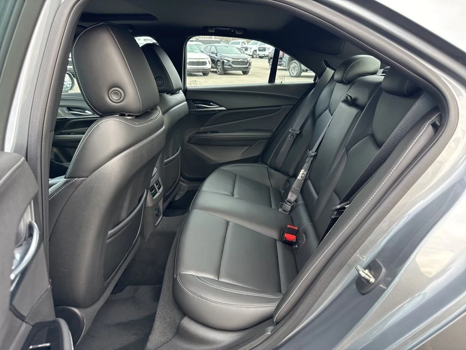 2022 Cadillac CT4-V - Image 13 of 21