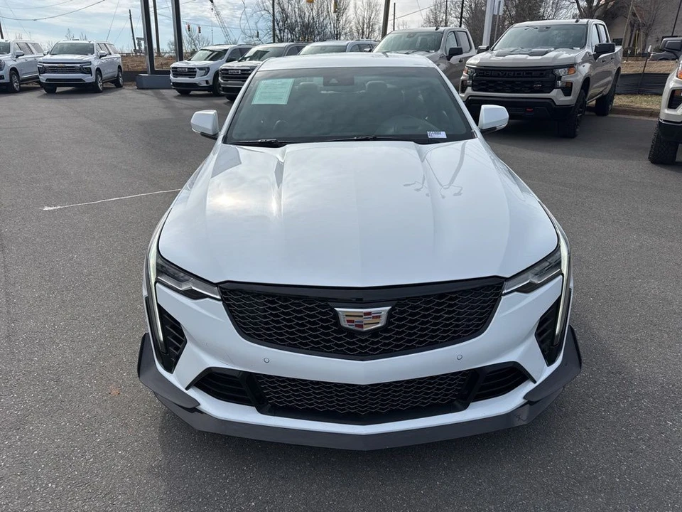 2022 Cadillac CT4-V - Image 8 of 12
