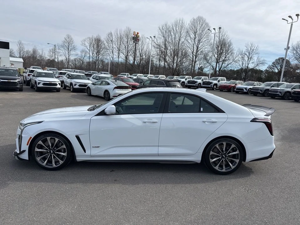 2022 Cadillac CT4-V - Image 2 of 12