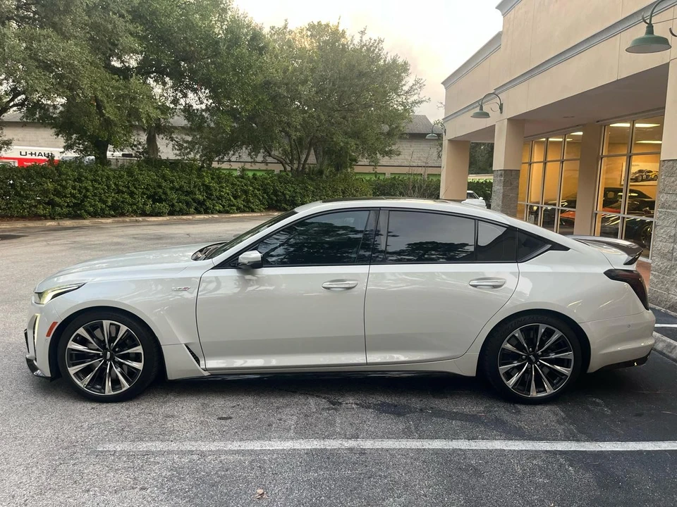 2022 Cadillac CT5-V Blackwing - Image 11 of 31
