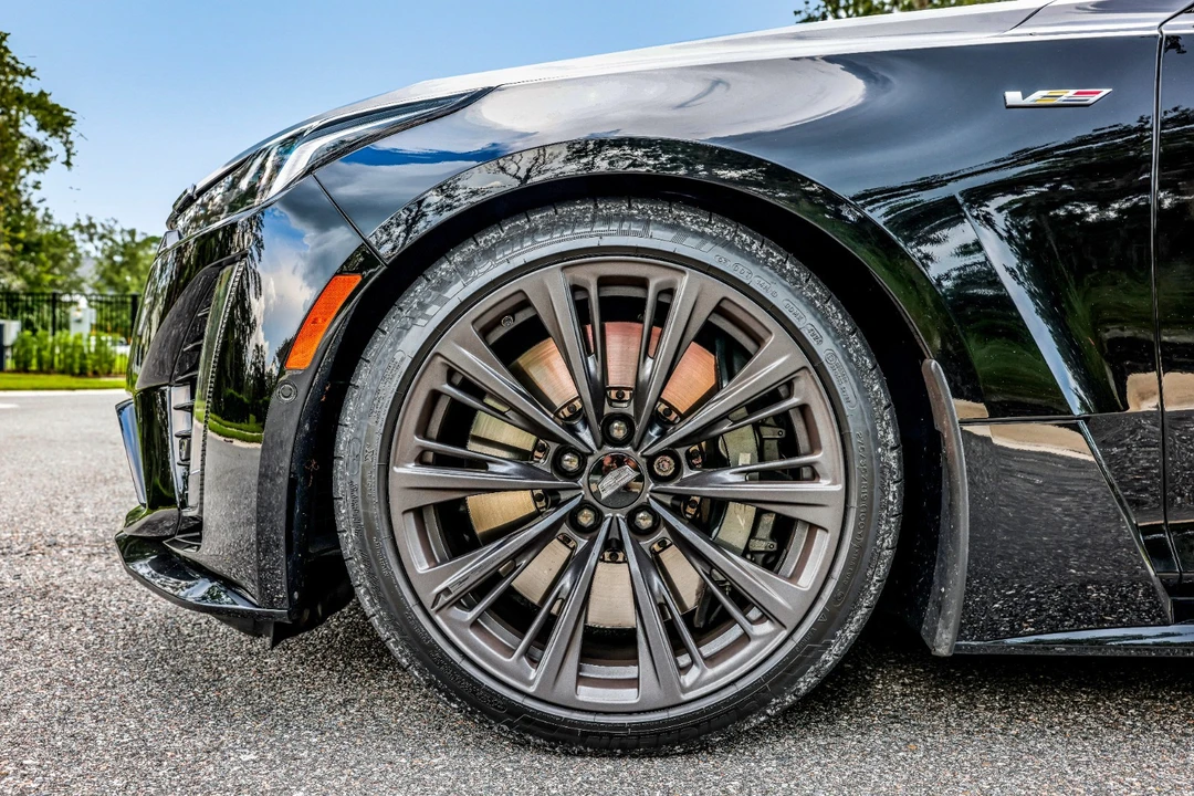 2022 Cadillac CT5-V Blackwing - Image 8 of 31