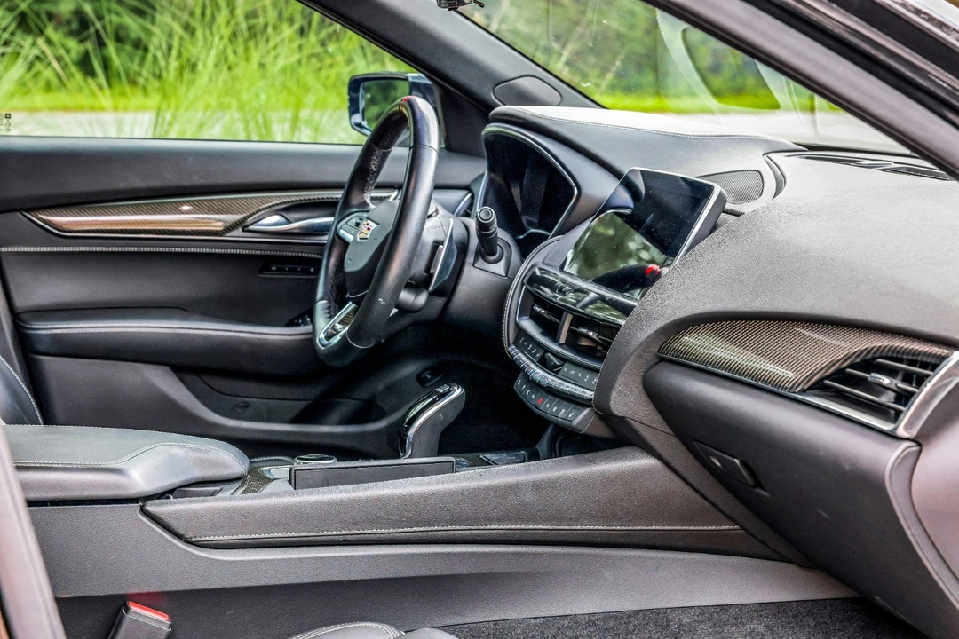 2022 Cadillac CT5-V Blackwing - Image 18 of 31