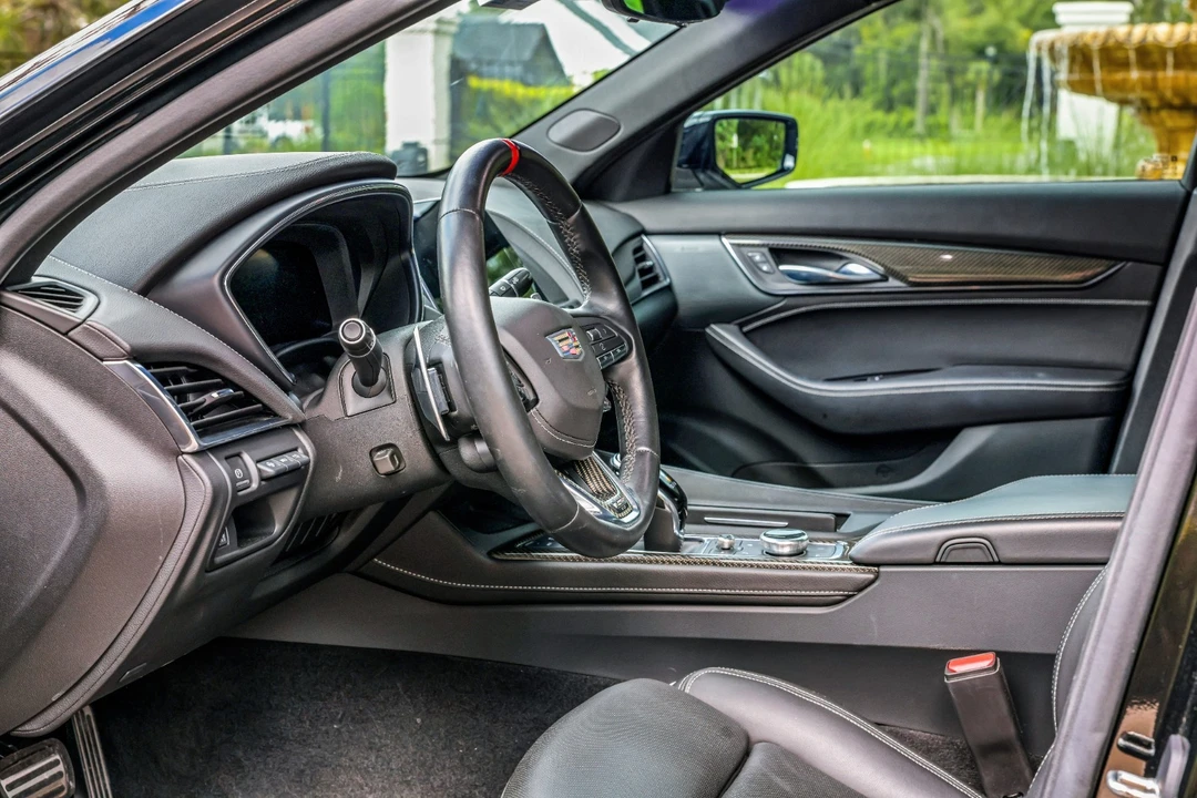 2022 Cadillac CT5-V Blackwing - Image 19 of 31