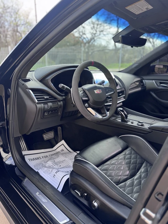 2022 Cadillac CT5-V Blackwing - Image 11 of 17