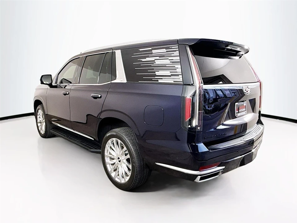 2022 Cadillac Escalade 5th Gen - Image 29 of 31