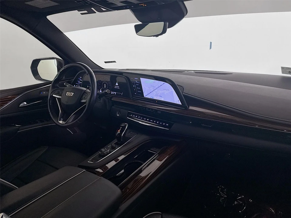 2022 Cadillac Escalade 5th Gen - Image 25 of 31