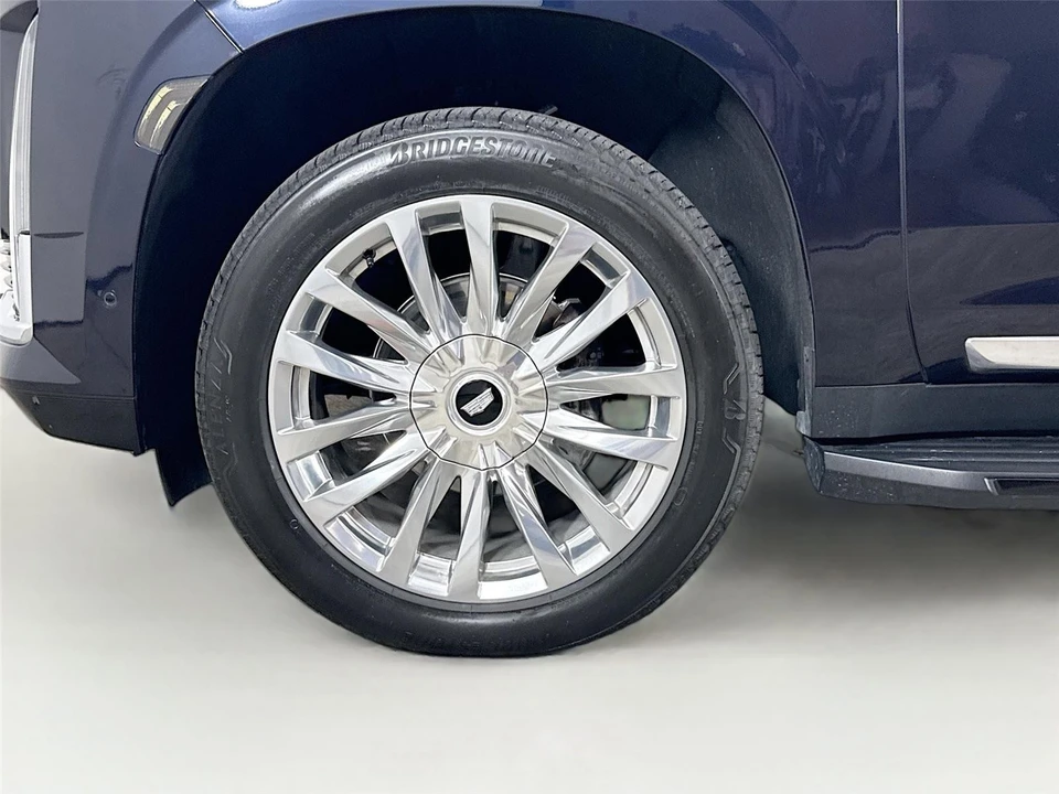 2022 Cadillac Escalade 5th Gen - Image 30 of 31