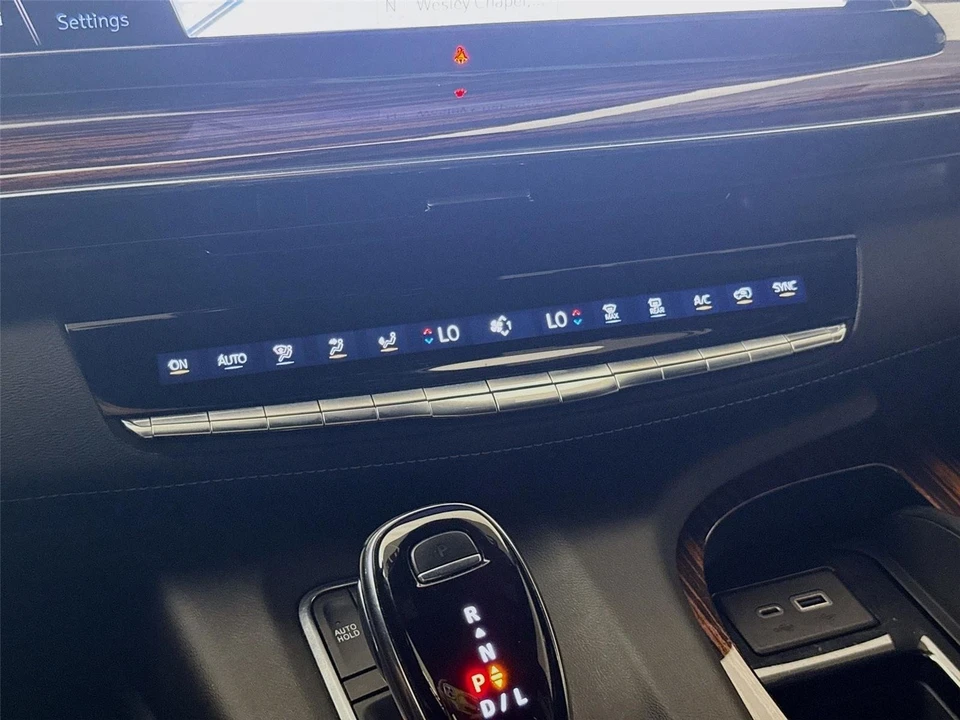 2022 Cadillac Escalade 5th Gen - Image 13 of 21