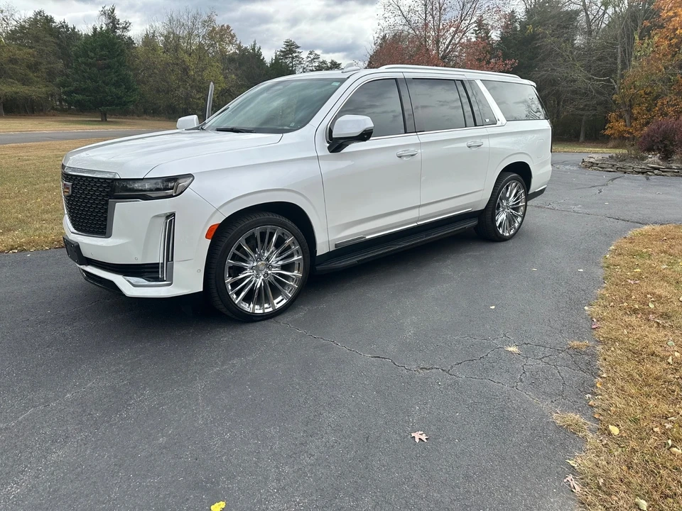 2022 Cadillac Escalade 5th Gen - Image 6 of 19