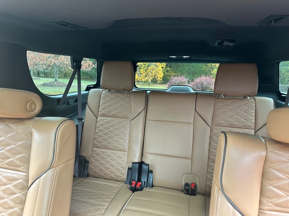 2022 Cadillac Escalade 5th Gen - Image 13 of 19