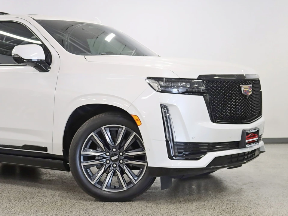 2022 Cadillac Escalade 5th Gen - Image 2 of 21