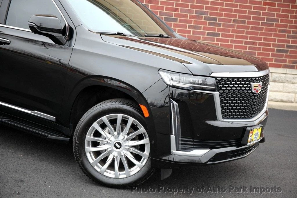 2022 Cadillac Escalade 5th Gen - Image 10 of 12