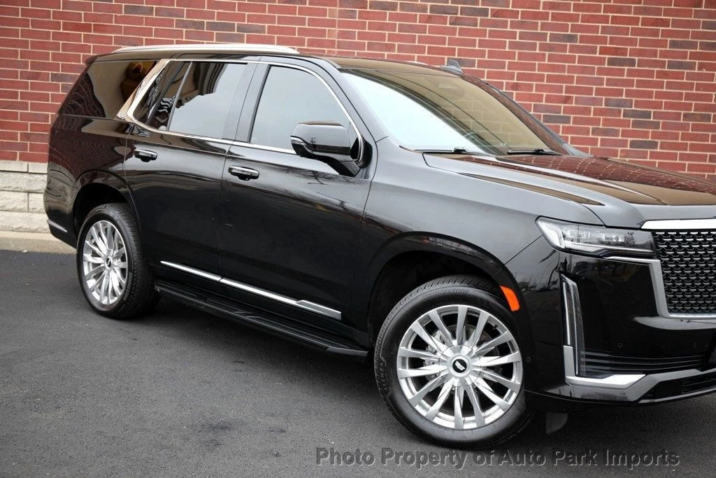 2022 Cadillac Escalade 5th Gen - Image 11 of 12
