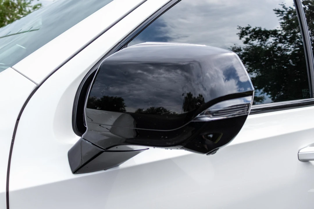 2022 Cadillac Escalade 5th Gen - Image 24 of 31