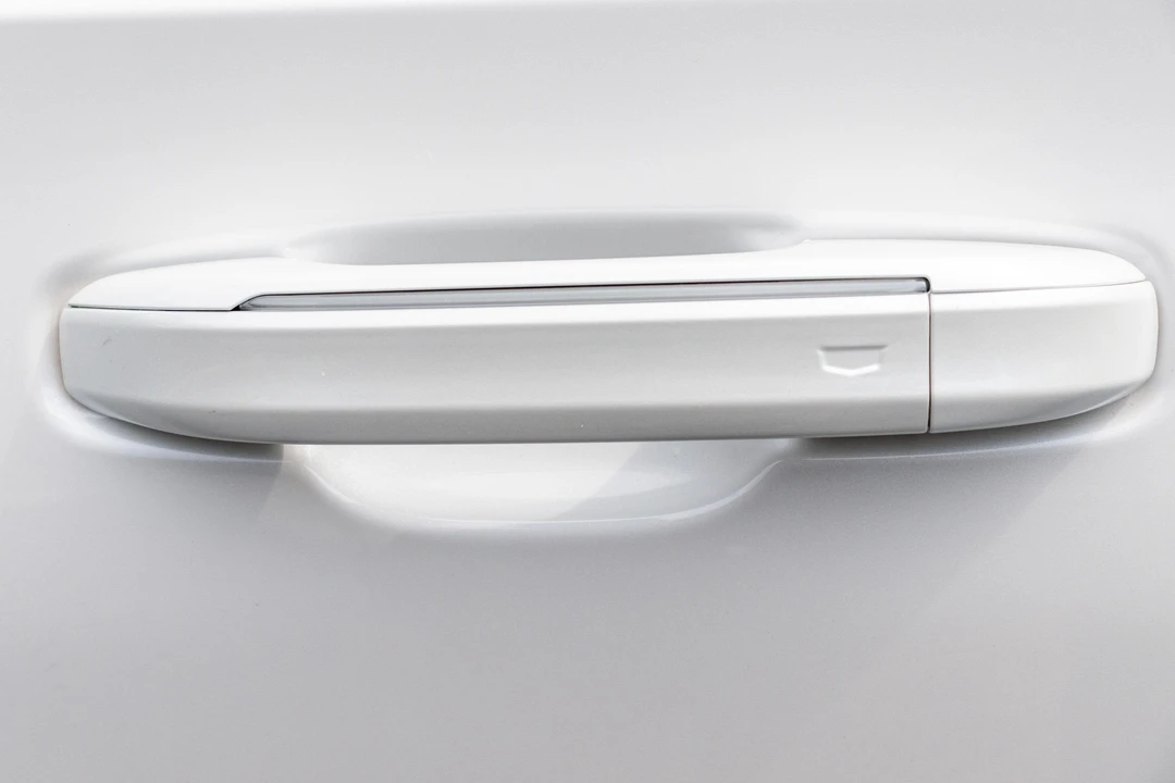 2022 Cadillac Escalade 5th Gen - Image 27 of 31