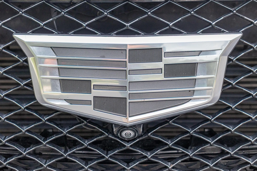 2022 Cadillac Escalade 5th Gen - Image 18 of 31