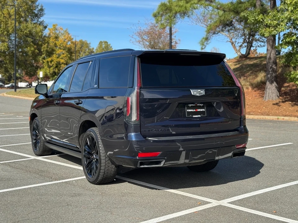 2022 Cadillac Escalade 5th Gen - Image 9 of 12