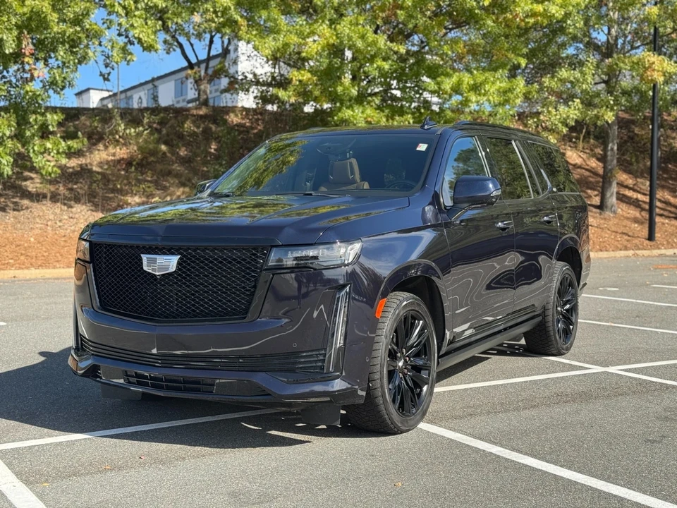 2022 Cadillac Escalade 5th Gen - Image 5 of 12