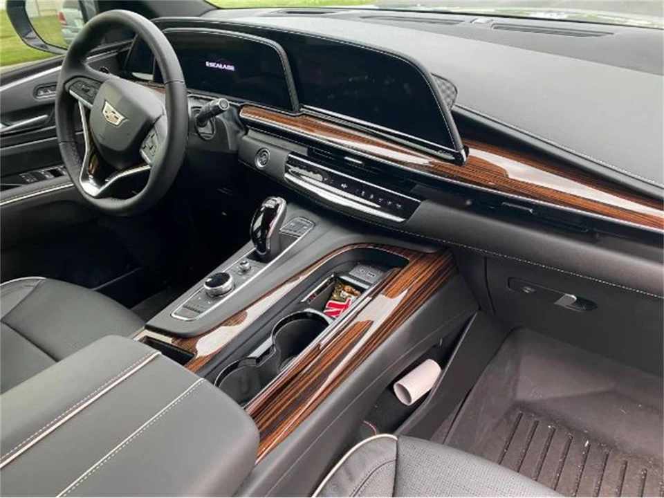 2022 Cadillac Escalade 5th Gen - Image 5 of 9