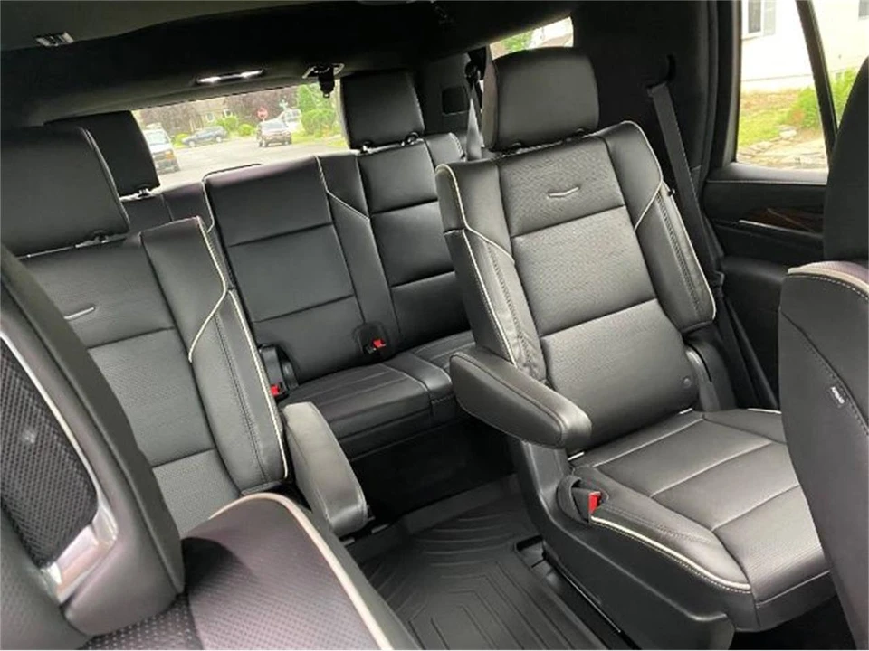2022 Cadillac Escalade 5th Gen - Image 4 of 9