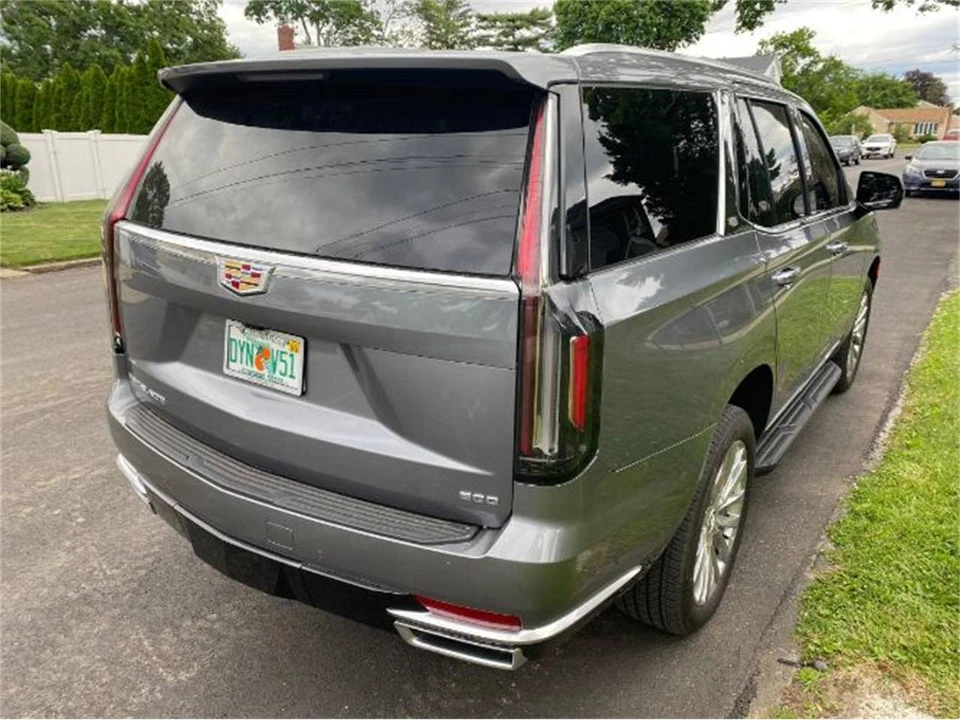 2022 Cadillac Escalade 5th Gen - Image 8 of 9