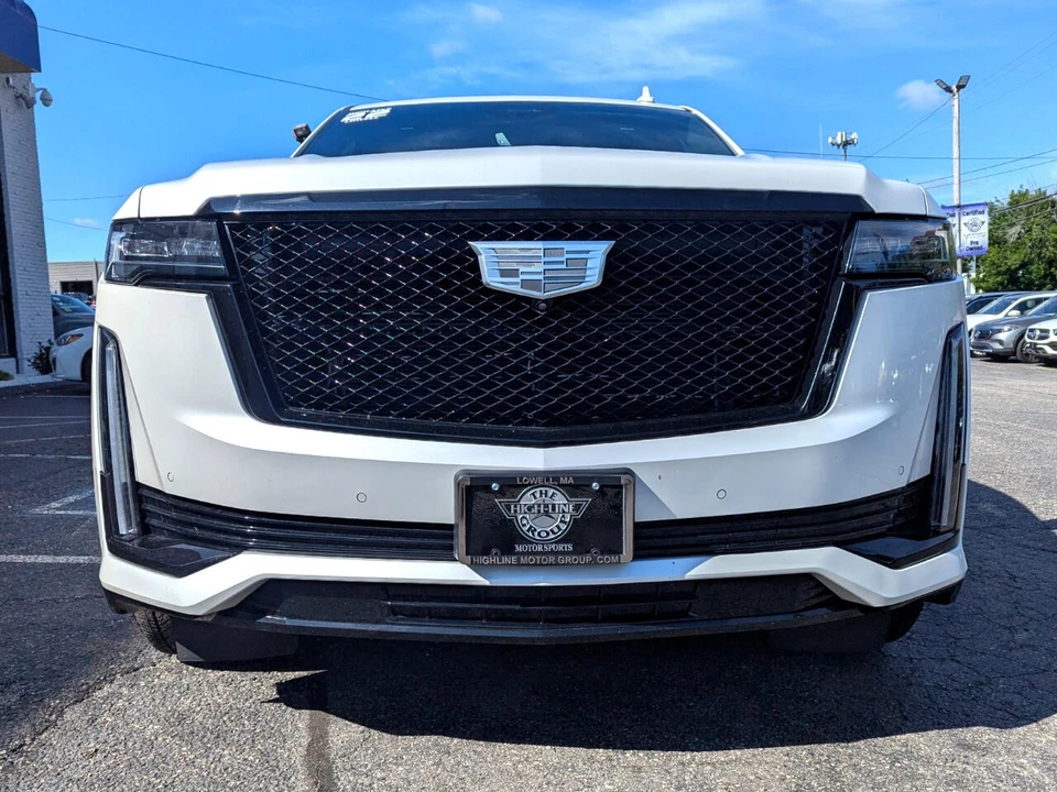 2022 Cadillac Escalade 5th Gen - Image 4 of 21
