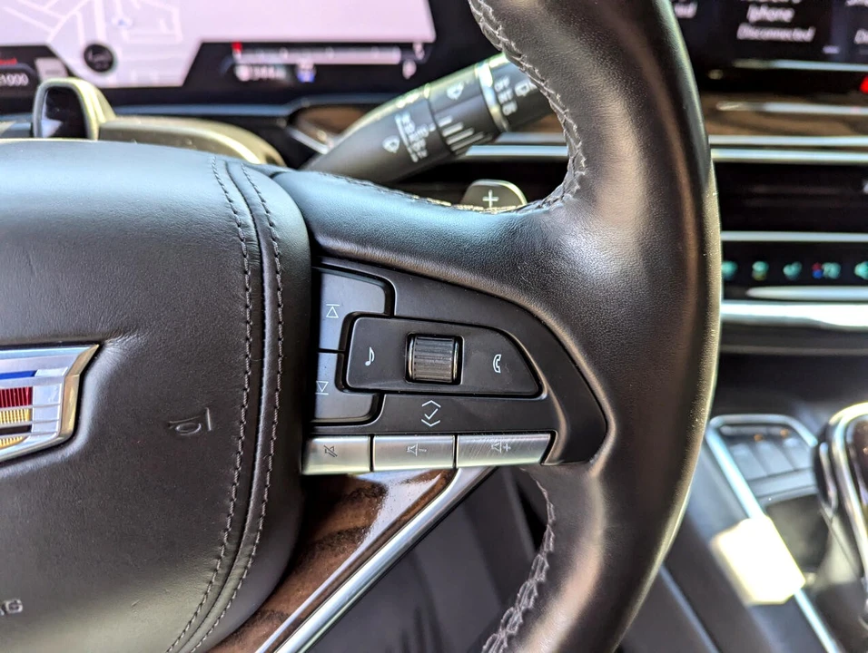 2022 Cadillac Escalade 5th Gen - Image 17 of 21