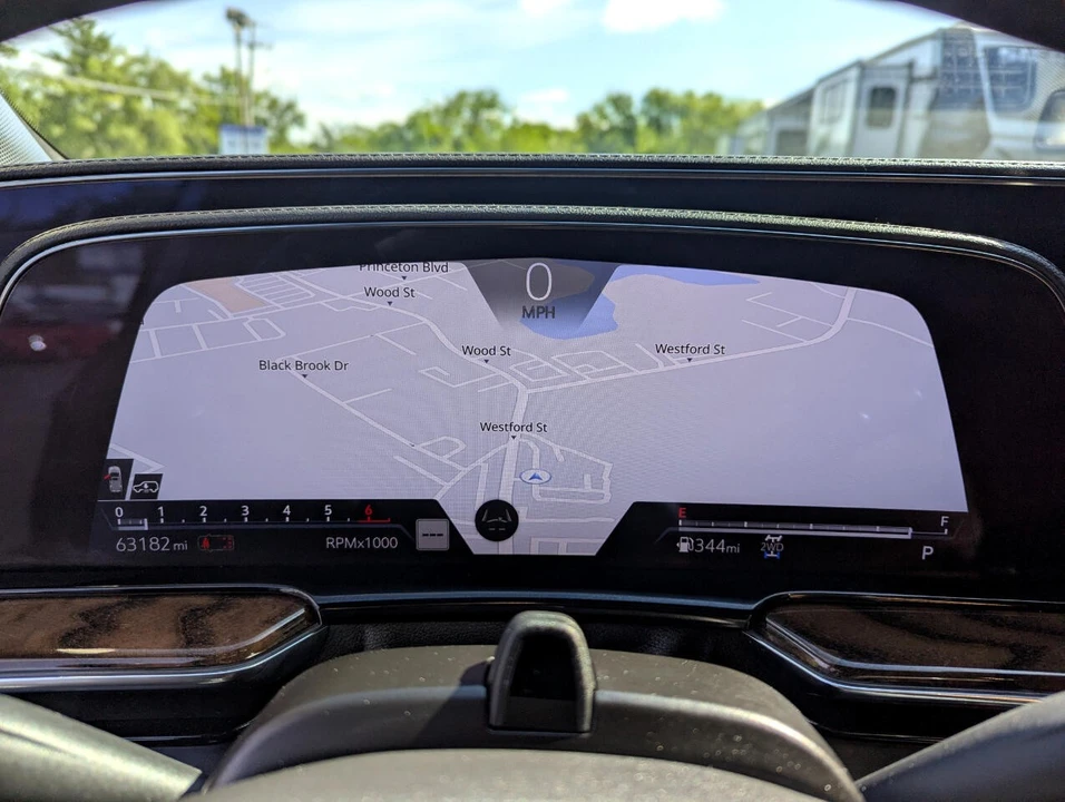 2022 Cadillac Escalade 5th Gen - Image 18 of 21