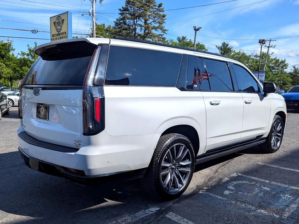2022 Cadillac Escalade 5th Gen - Image 7 of 21