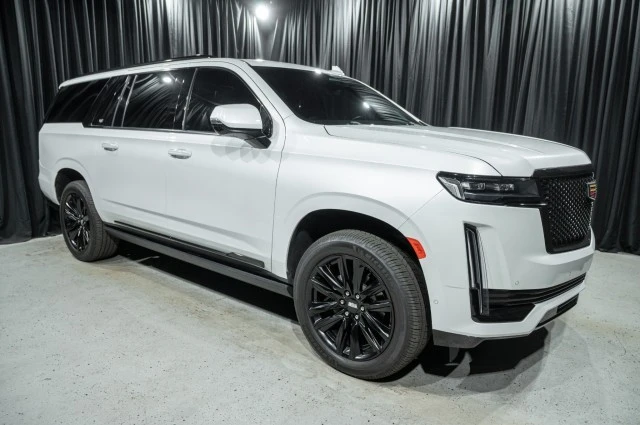 2022 Cadillac Escalade 5th Gen - Image 3 of 12
