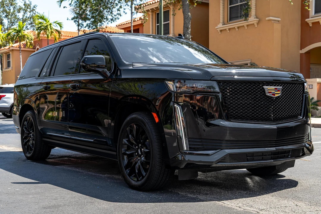 2022 Cadillac Escalade 5th Gen - Image 10 of 31