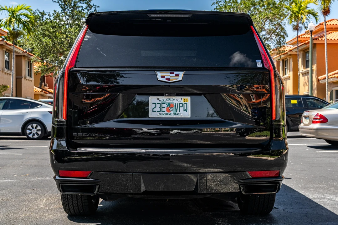 2022 Cadillac Escalade 5th Gen - Image 5 of 31