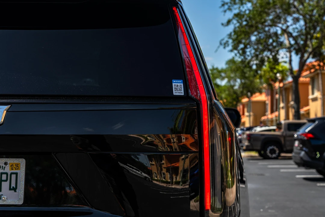 2022 Cadillac Escalade 5th Gen - Image 24 of 31