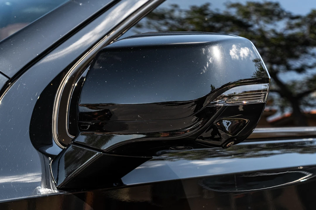 2022 Cadillac Escalade 5th Gen - Image 14 of 31
