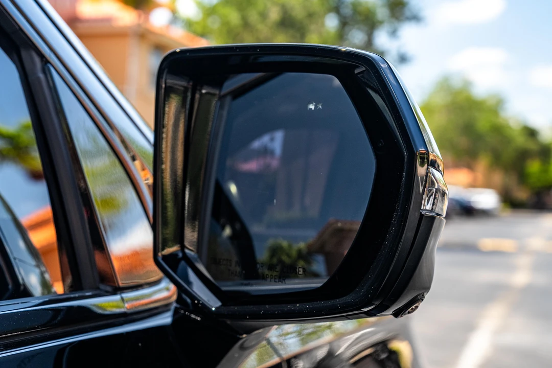 2022 Cadillac Escalade 5th Gen - Image 25 of 31