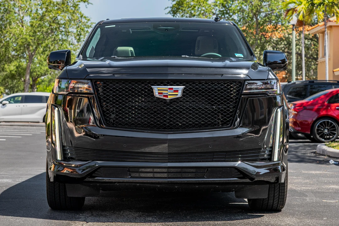 2022 Cadillac Escalade 5th Gen - Image 2 of 31