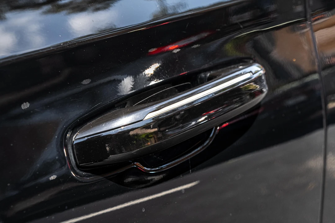 2022 Cadillac Escalade 5th Gen - Image 17 of 31