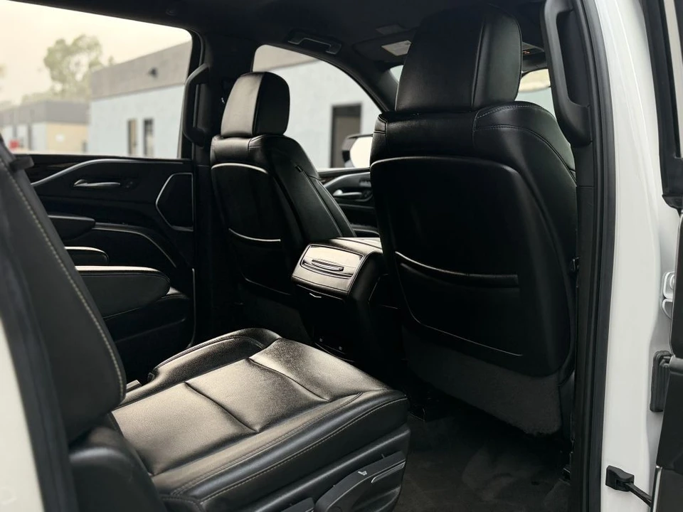2022 Cadillac Escalade 5th Gen - Image 12 of 21