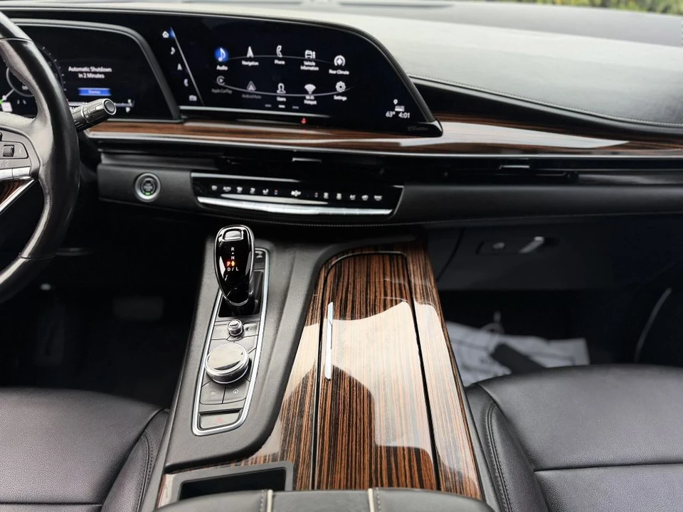 2022 Cadillac Escalade 5th Gen - Image 19 of 21